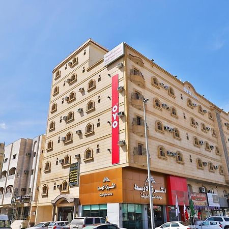 Oyo 161 Middle East Suite Jeddah Exterior photo