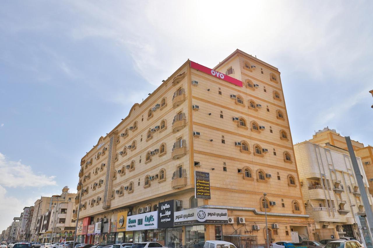 Oyo 161 Middle East Suite Jeddah Exterior photo